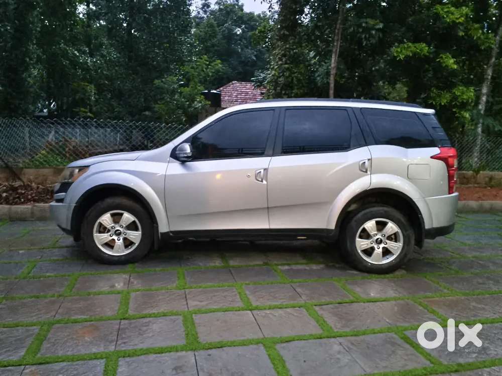 Mahindra Xuv500 2012 Diesel 200300 Km Driven