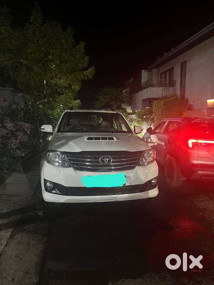 Toyota Fortuner 2014 Diesel Well Maintained