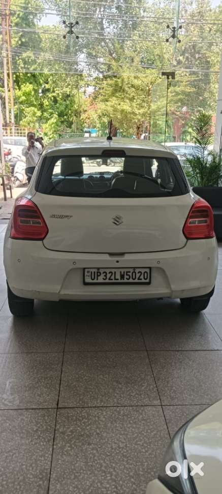 Maruti Suzuki Swift Vxi Optional, 2020, Petrol