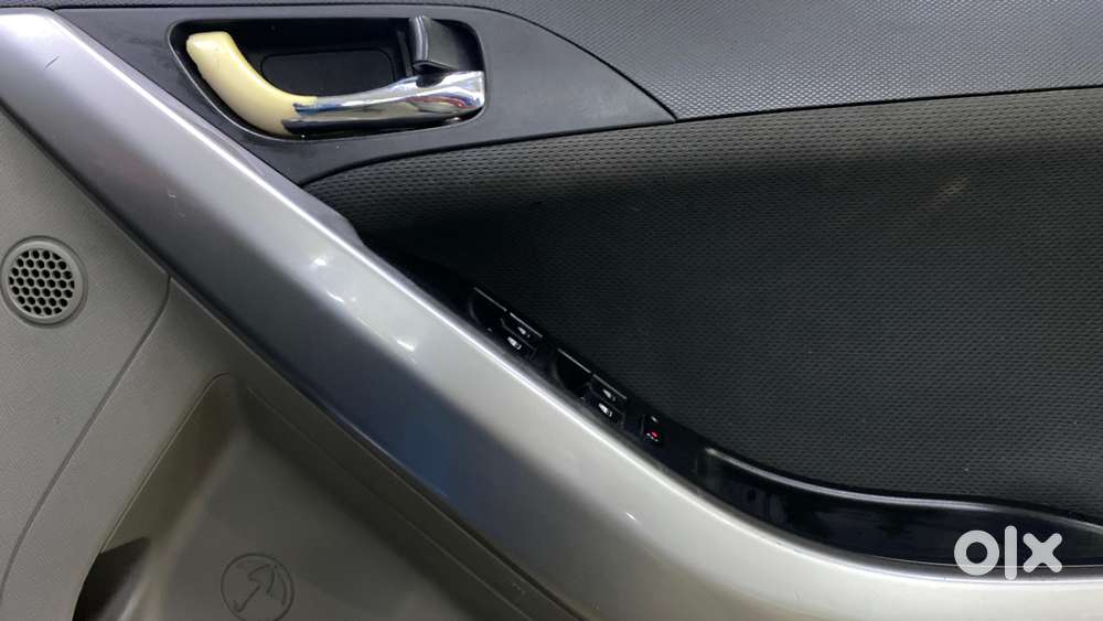 Tata Nexon 1.5 Revotorq Xza Plus Dualtone, 2018, Diesel