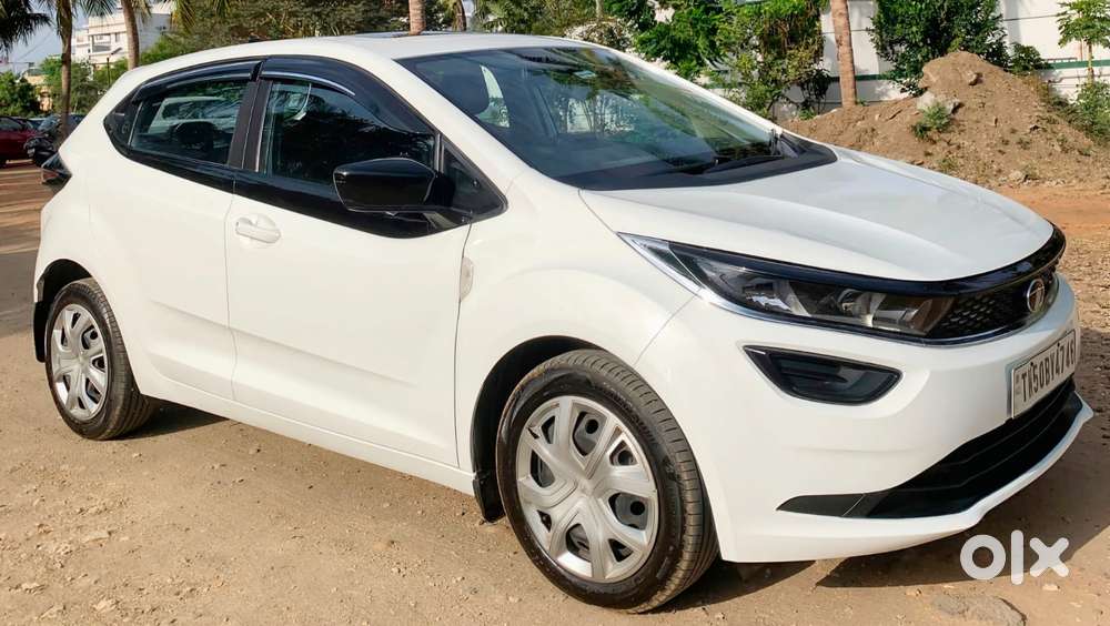 Tata Altroz 1.2 Xm, 2024, Petrol