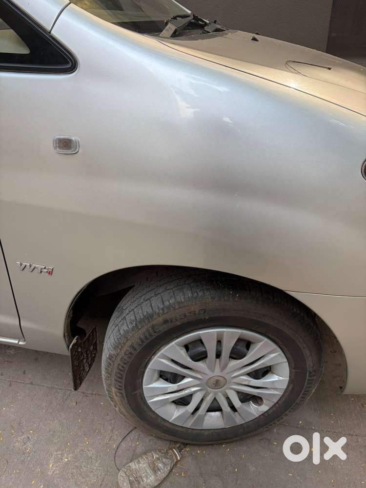 Toyota Innova Petrol Manual 2005