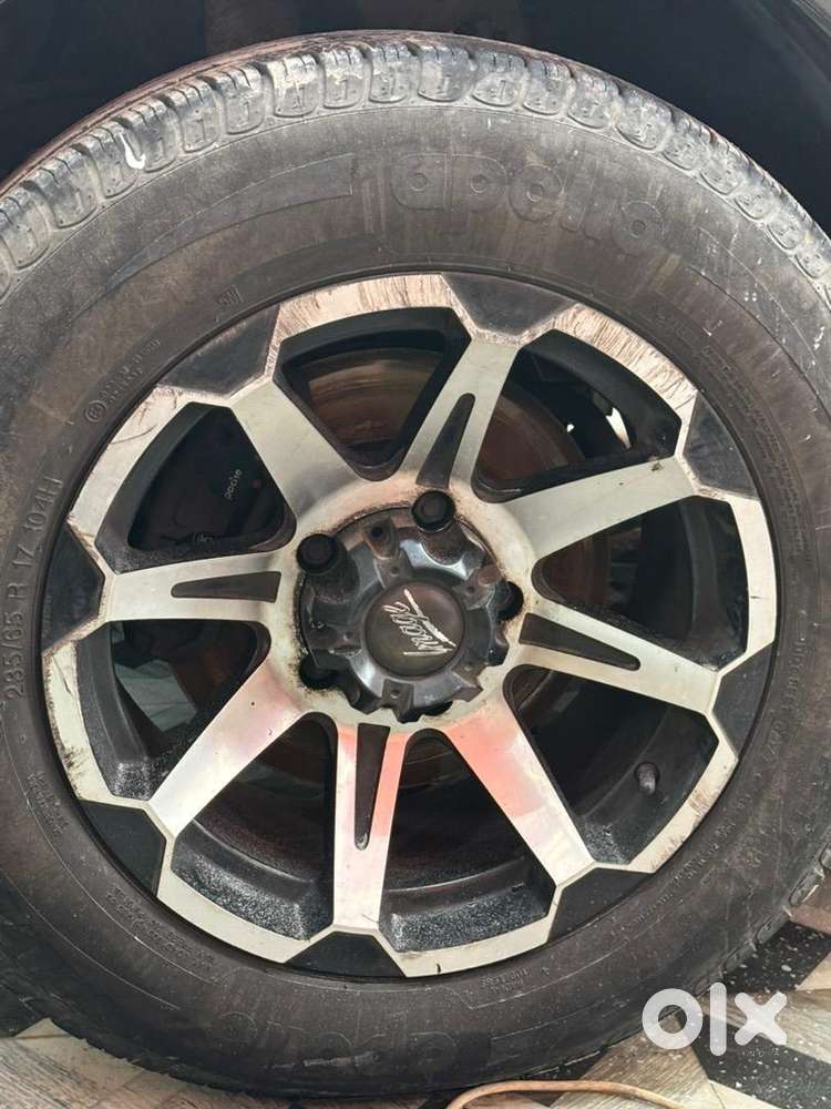 Mahindra Xuv500 2017 Diesel Well Maintained