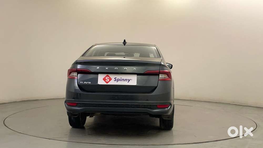 Skoda Slavia Ambition 1.0l Tsi Mt, 2022, Petrol