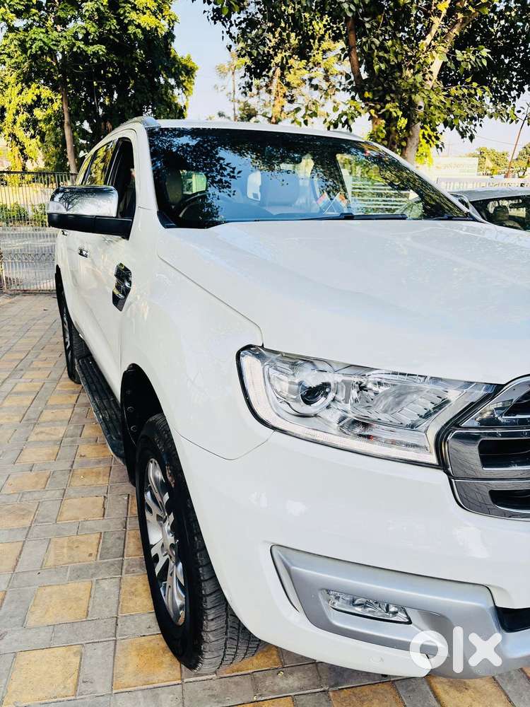 Ford Endeavour Titanium Plus 4x4, 2017, Diesel