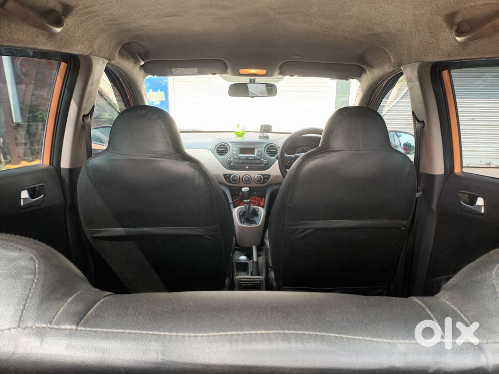 Hyundai Grand I10 Sportz, 2016, Petrol
