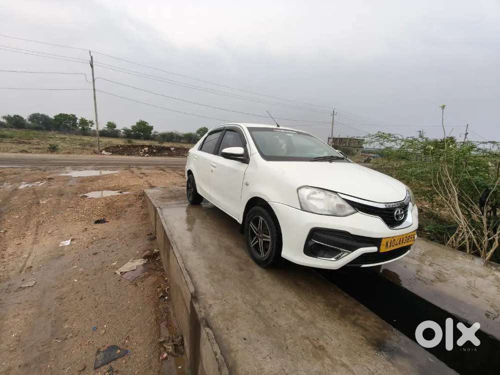 Toyota Etios 2015 Diesel Well Maintained Double Dashboard
