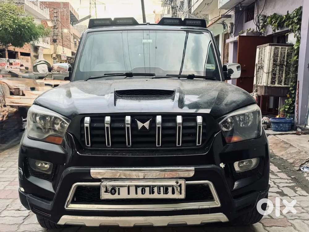 Mahindra Scorpio Classic 2015
