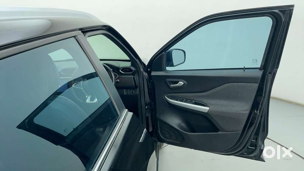 Nissan Magnite 1.0 Xv Premium Turbo Cvt, 2022, Petrol