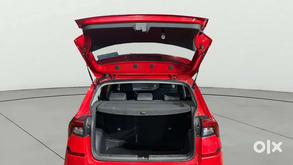 Skoda Kushaq Style 1.0l Tsi At, 2023, Petrol