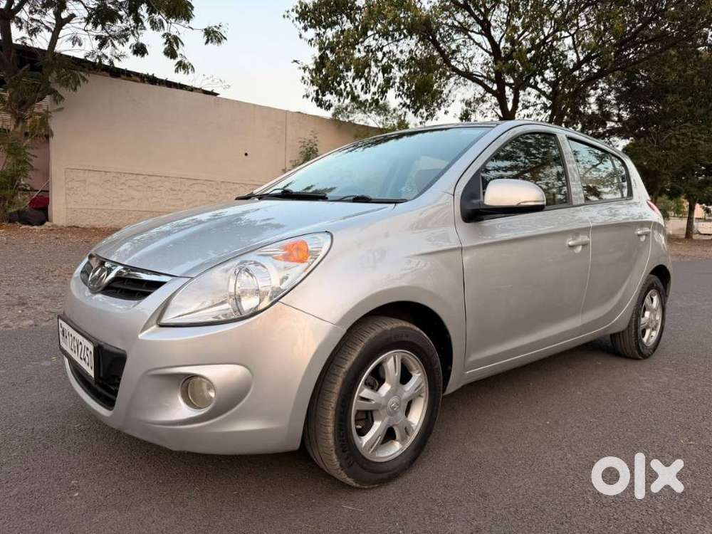 Hyundai I20 1.4 Asta (at), 2011, Petrol