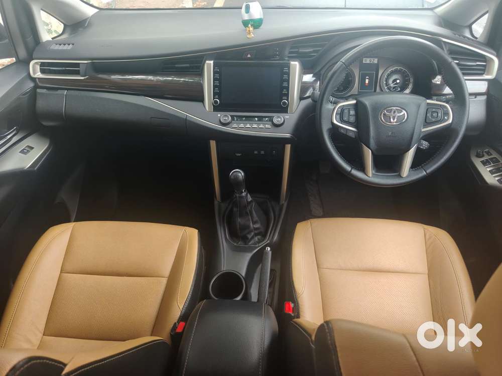Toyota Innova Crysta 2.4 Z 7 Str, 2025, Diesel