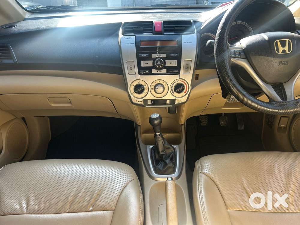Honda City V Mt Exclusive, 2011, Petrol