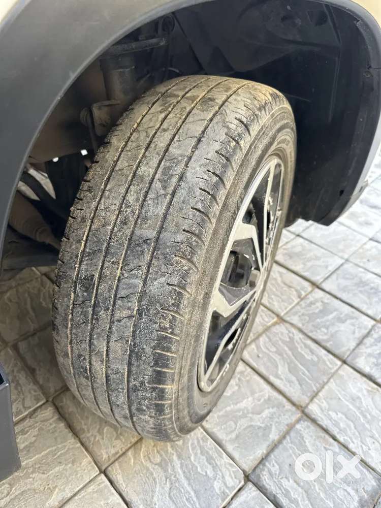 Well Maintained Car Bumper To Bumper Original 1st Owner