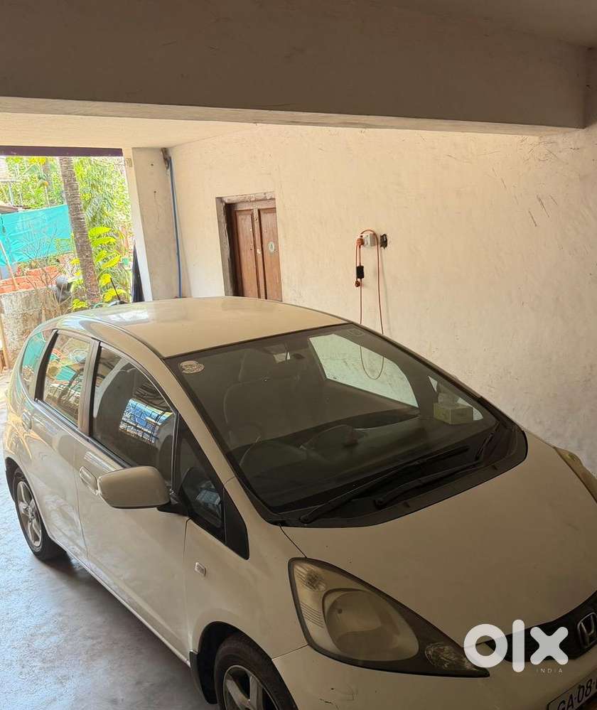 Honda Jazz 2011 Petrol Well Maintained