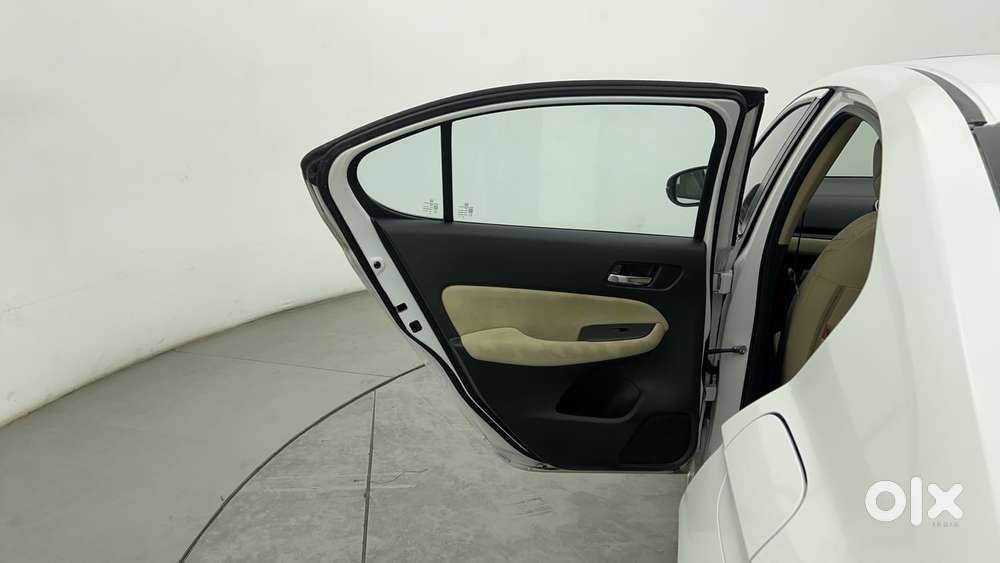 Honda City Vx Petrol Mt, 2022, Petrol