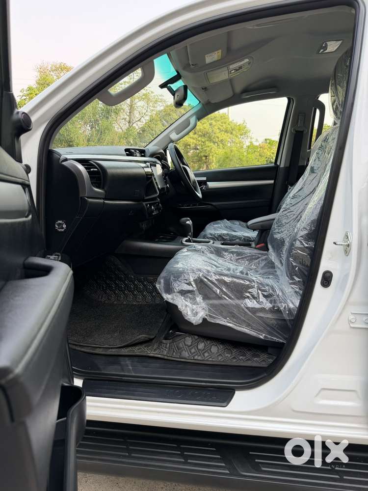 Toyota Hilux High Diesel Turbo Automatic, 2025, Diesel