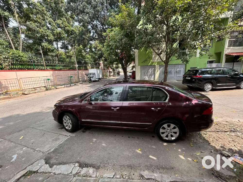 Skoda Superb 2009 Petrol Well Maintained And Good Condition