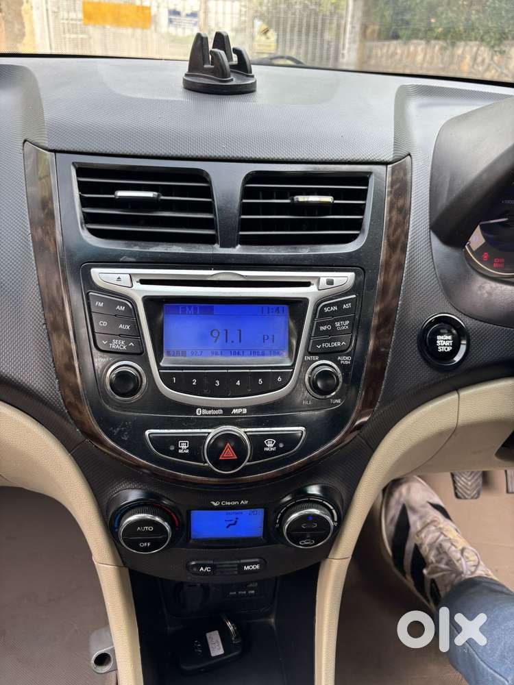 Hyundai Verna Transform 1.6 Sx Vtvt, 2013, Petrol