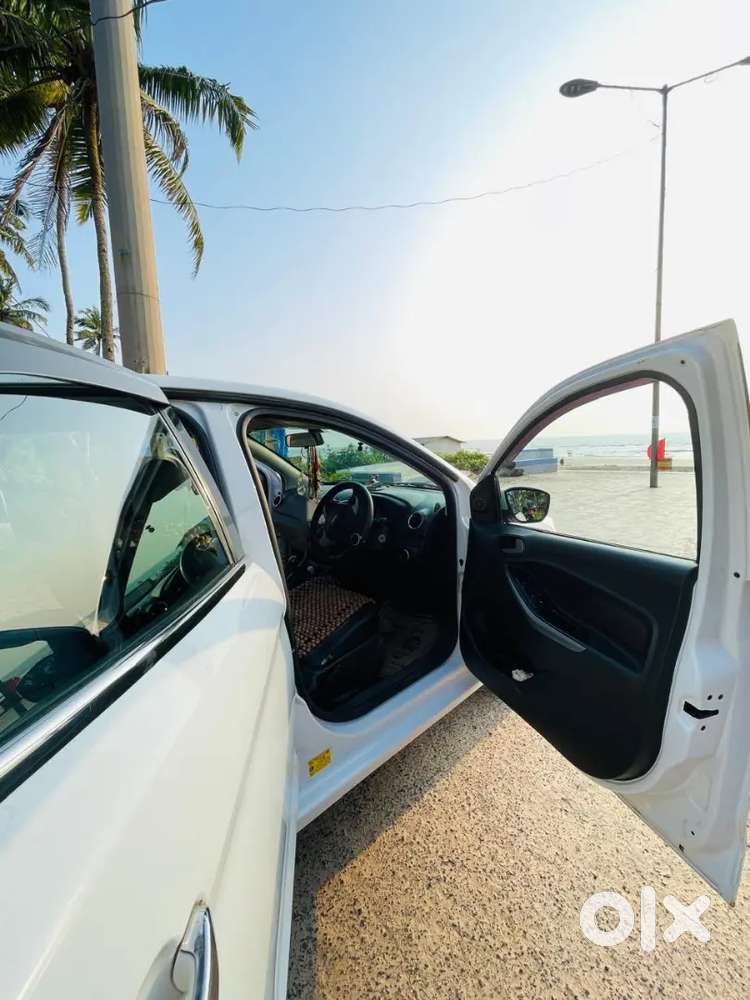 Ford Figo 2018 Petrol 60000 Km Driven