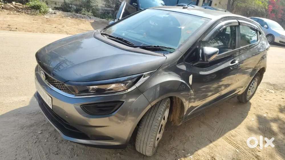 Tata Altroz 2024 Petrol 6800 Km Driven