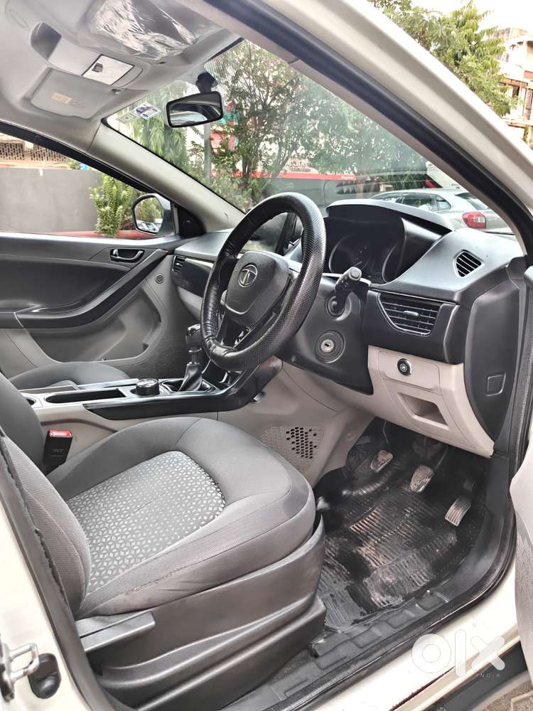 Tata Nexon 1.2 Revotron Xe, 2019, Cng & Hybrids