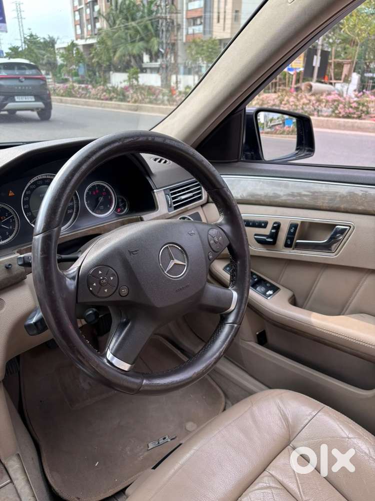 Mercedes-benz E-class 2011 Diesel  Price Negotiatable