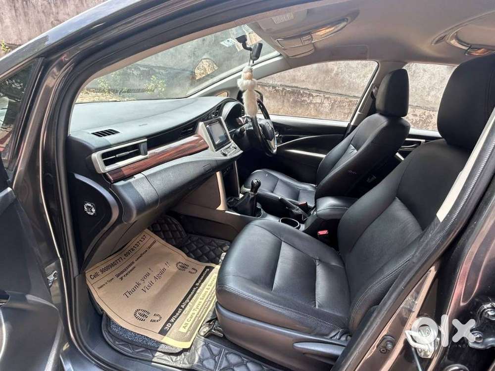 Toyota Innova Crysta 2.4 V, 2016, Diesel