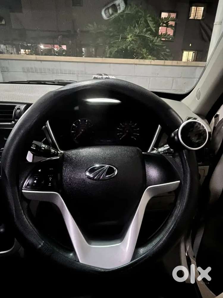 Mahindra Kuv100 Petrol 2017