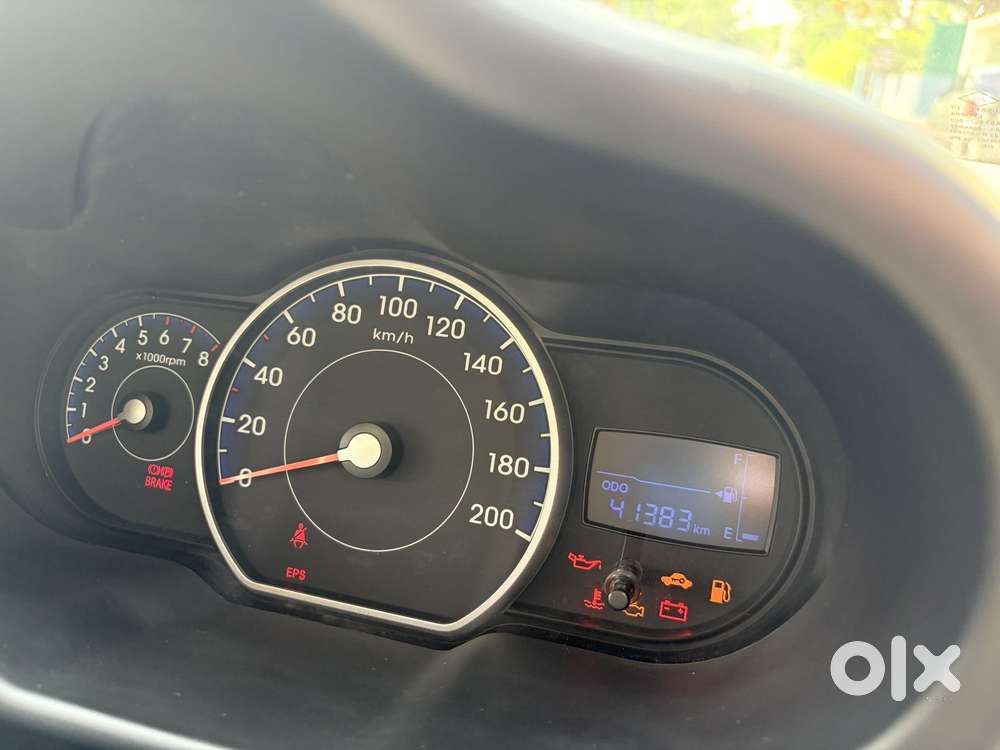Hyundai I10 Sportz, 2014, Petrol