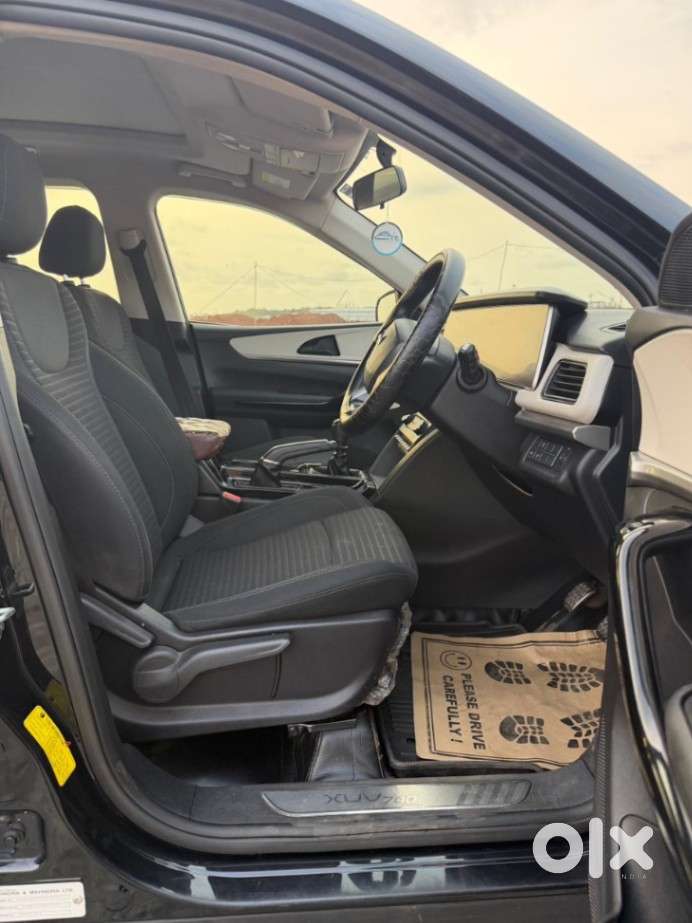 Mahindra Xuv700 2.2 Ax 5 Diesel Mt 7 Str, 2024, Diesel