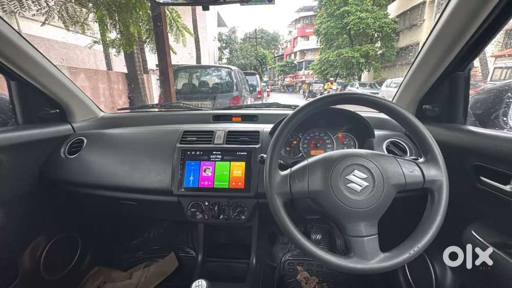 Maruti Suzuki Swift Vxi, 2011, Petrol