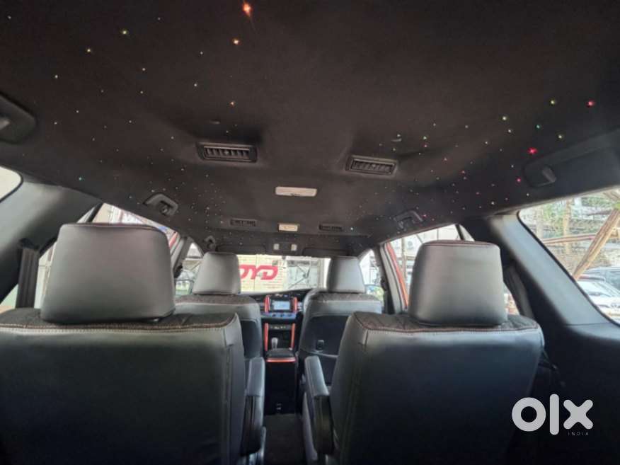 Toyota Innova Crysta 2.8 Gx At 7 Str, 2016, Diesel