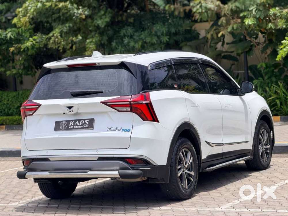Mahindra Xuv700 2.0 Ax 5 Petrol At Str, 2022, Petrol