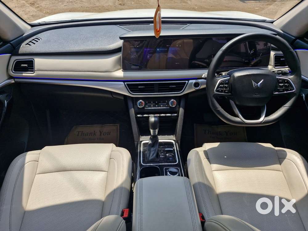 Mahindra Xuv700 2.2 Ax 7 Diesel At Luxury Pack Str, 2023, Diesel