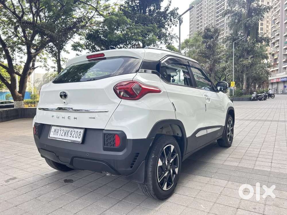 Tata Punch Accomplished Dazzle Sunroof Cng, 2024, Cng & Hybrids