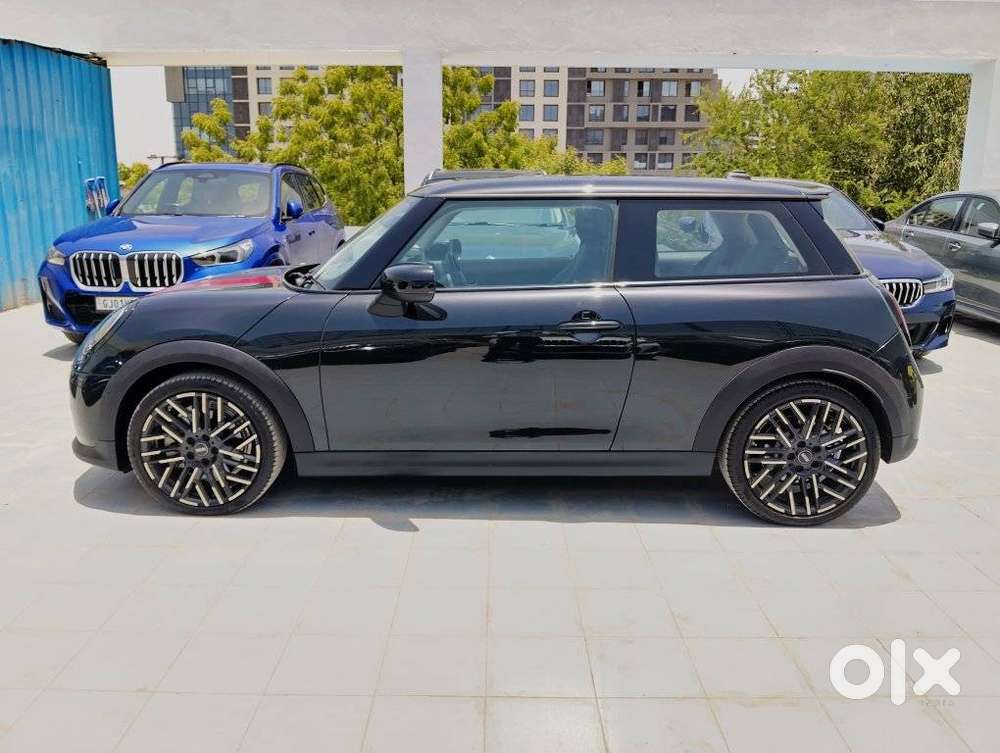 Mini Cooper 3 Door S, 2024, Petrol