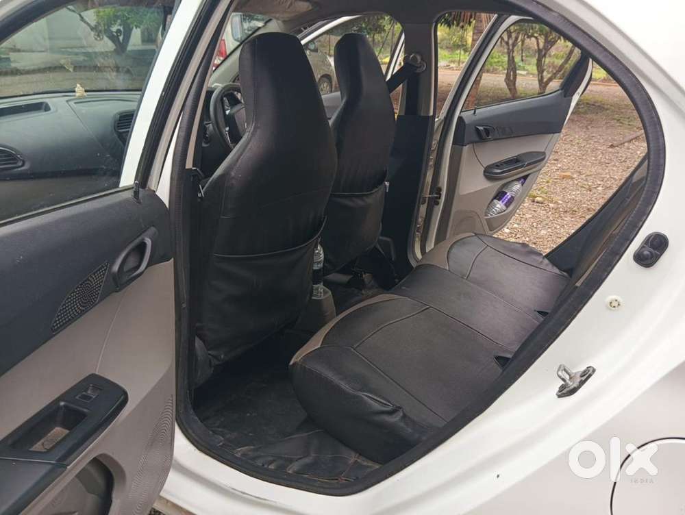 Tata Tiago Petrol 2018