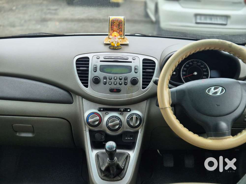 Hyundai I10 Sportz, 2012, Petrol