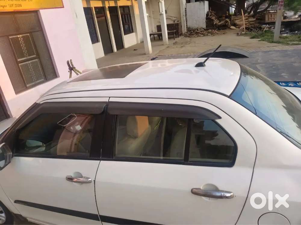 Maruti Suzuki Dzire 2016 Diesel 125000 Km Driven