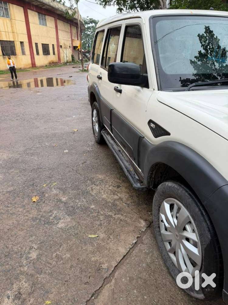 Mahindra Scorpio S4 Plus 9s, 2023, Diesel