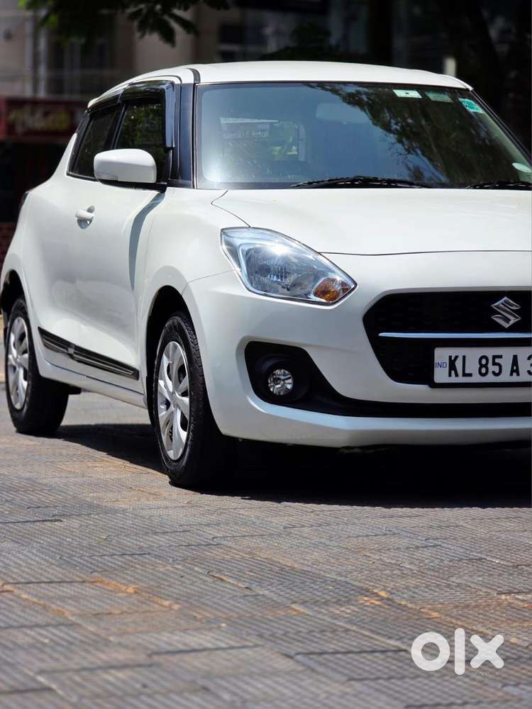Maruti Suzuki Swift Vxi, 2022, Petrol