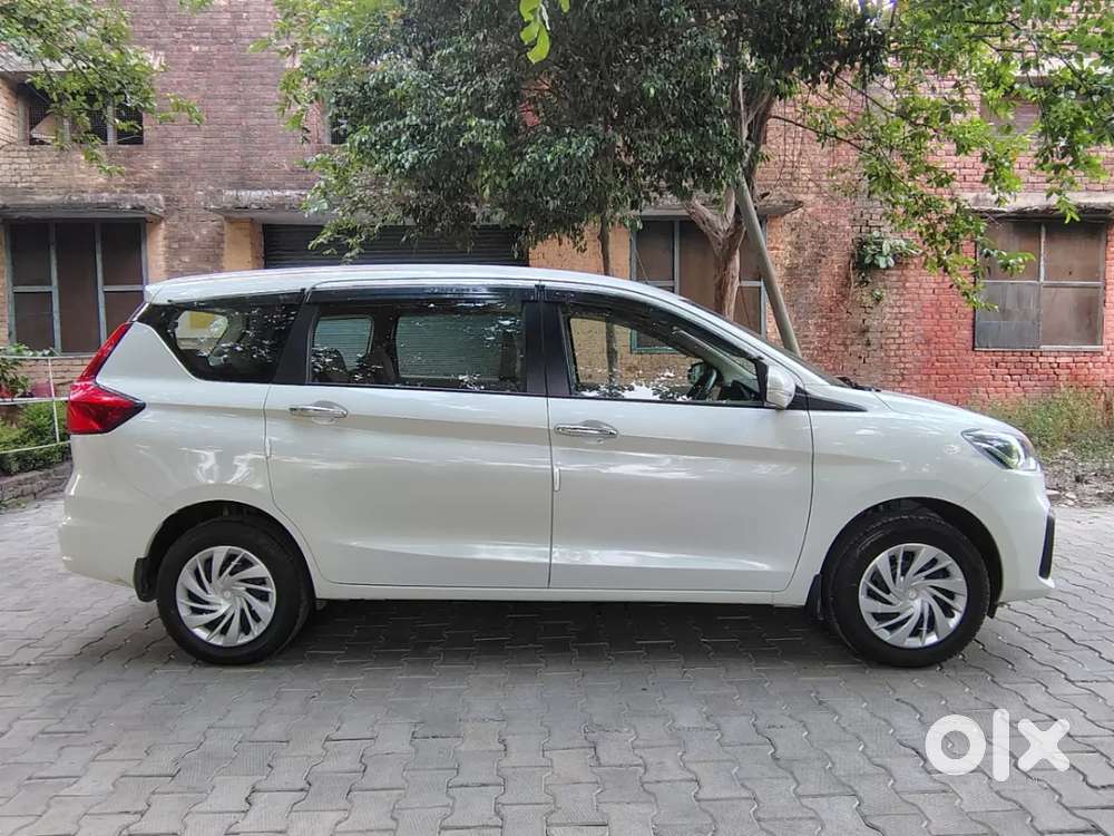 Maruti Suzuki Ertiga Vxi Cng, 2025, Cng & Hybrids
