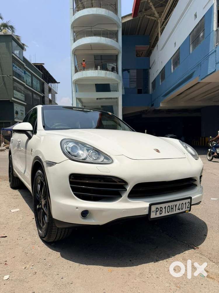 Porsche Cayenne 2013 Diesel 74000 Km Driven
