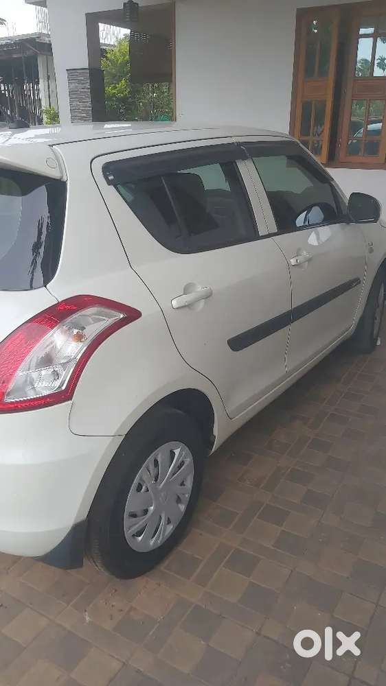 Maruti Suzuki Swift Lxi 2017 Petrol