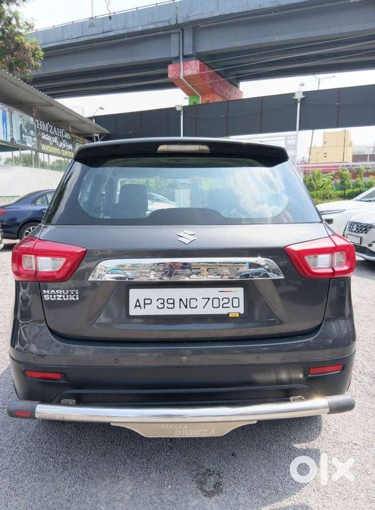 Maruti Suzuki Brezza 1.5 Vxi Smart Hybrid, 2022, Petrol