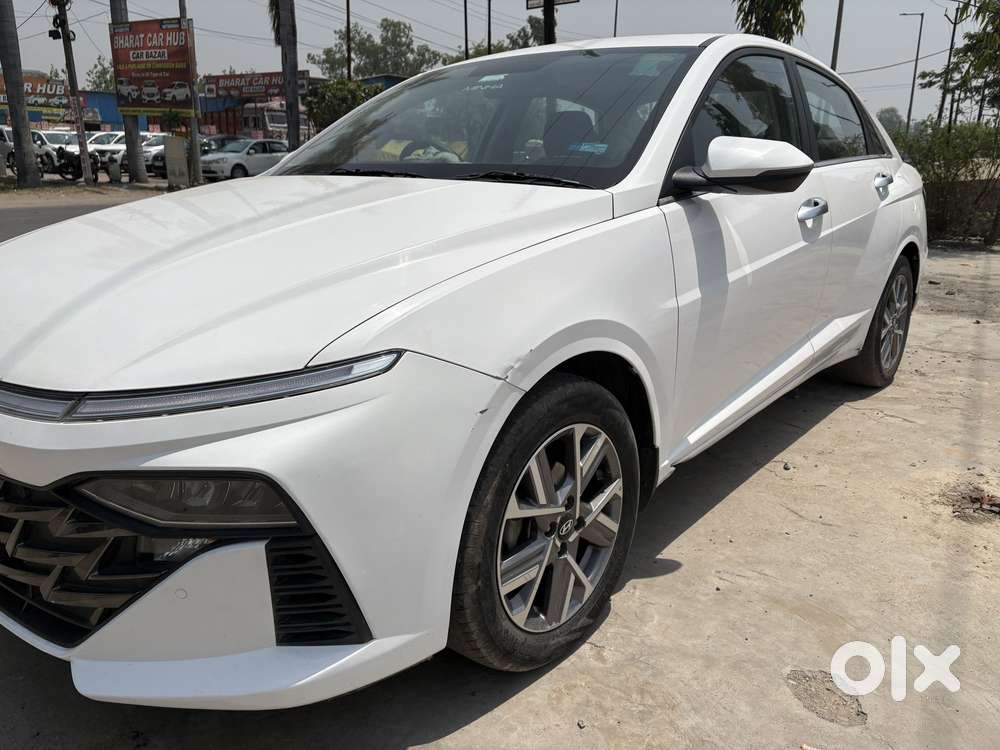 Hyundai Verna 1.5 Sx Vtvt Ivt, 2024, Petrol