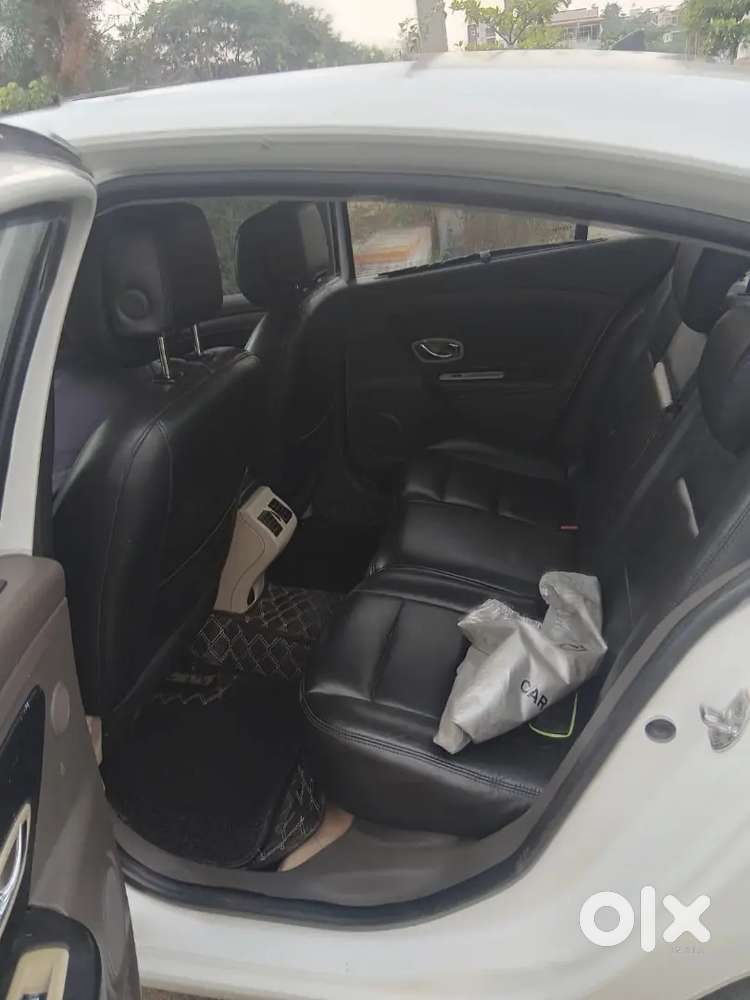 Renault Fluence 2015 Diesel 165000 Km Driven