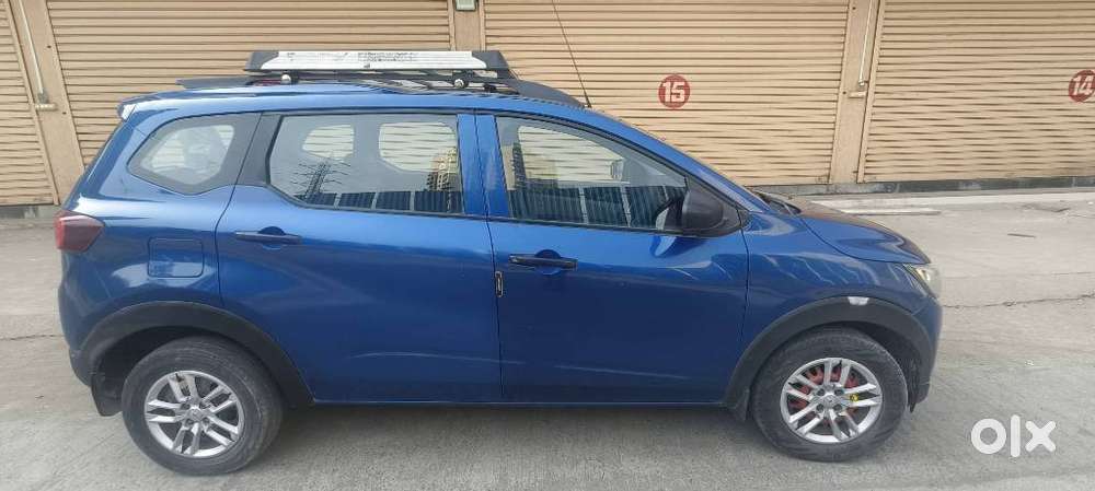 Renault Triber Rxl, 2022, Petrol