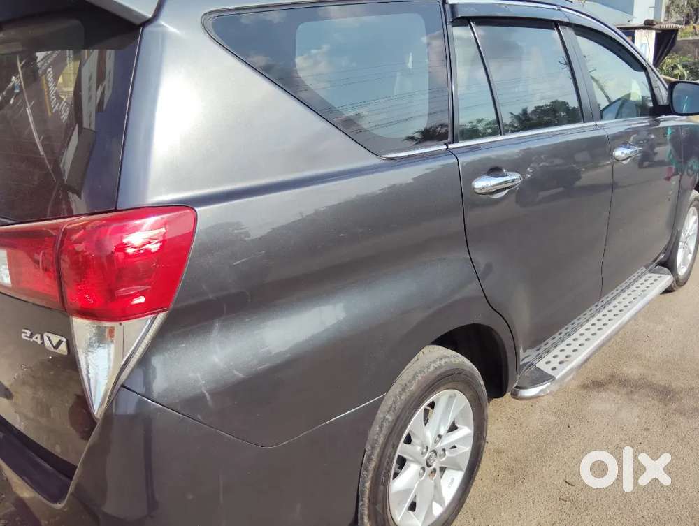 Toyota Innova Crysta 2017 Diesel 178000 Km Driven